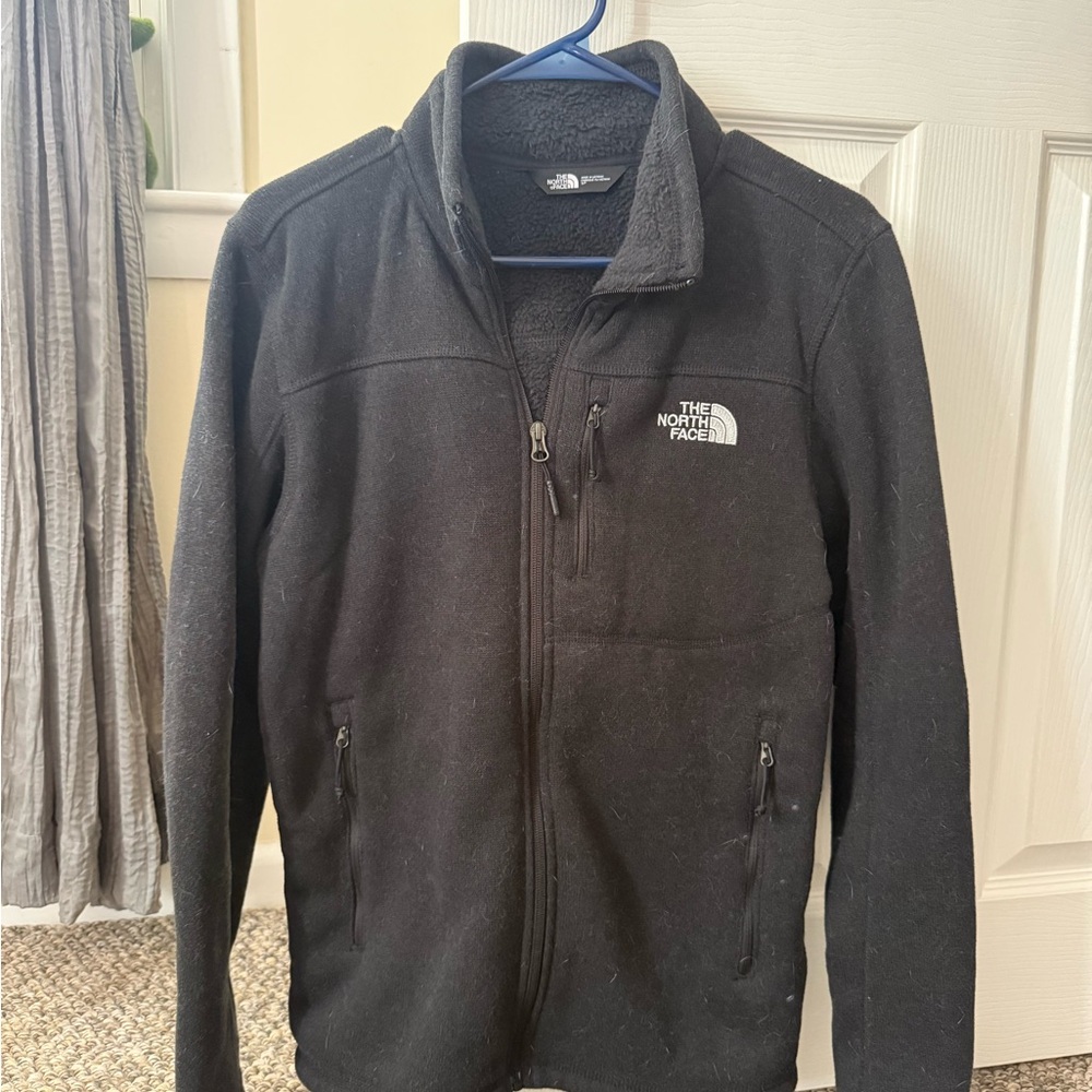 The North Face Men’s Sweater Fleece Jacket
